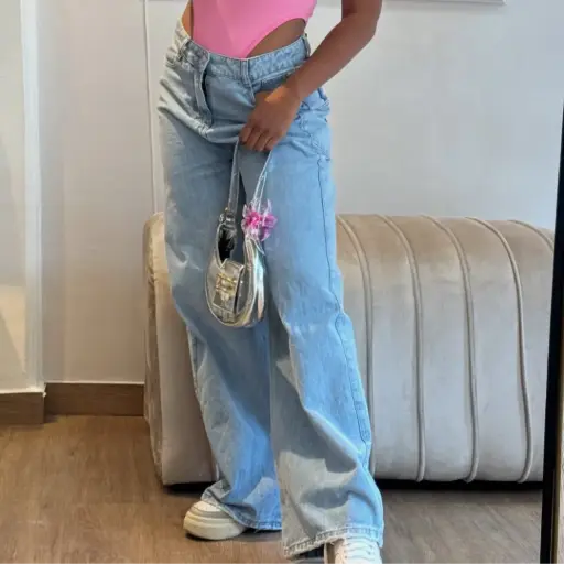 Jeans Wide Leg con Bolsillos Contraste
