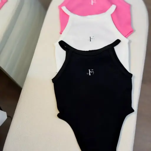 Body Básico Logo JF